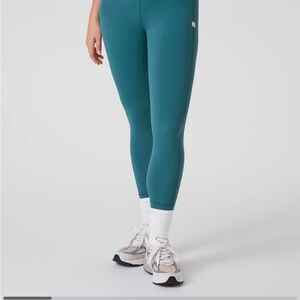 Vuori Daily Legging
